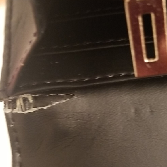 - Wallet - Picture 10 of 11